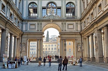 Svtov proslul galerie Uffizi je jednoznan nejnavtvovanj sbrkou umn...