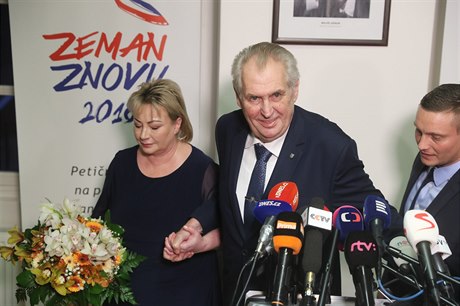 Miloš Zeman na konferenci k volbám.