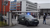 Dvactka policejnch Land Rover bude urena pro zahranin mise a ochranu...