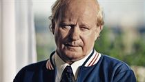 Borgv kou. Stellan Skarsgard jako Lennart Bergelin.