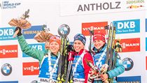 Medailistky sprintu v Anterselvě: stříbrná Němka Laura Dahlmeierová, zlatá...