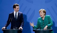 Merkelová bude rakouskou vládu sledovat podrobněji než dosud