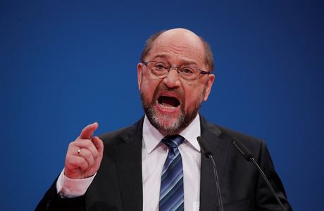 Evropou se prohnala pravicová vlna, míní Schulz.