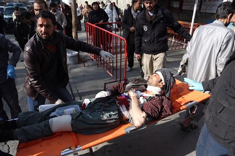 Mu zranný pi sebevraedném útoku v Kábulu.