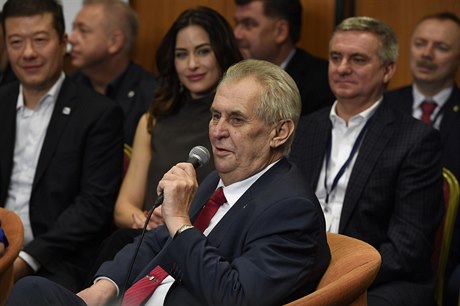 Miloš Zeman během tiskové konference po svém znovuzvolení.