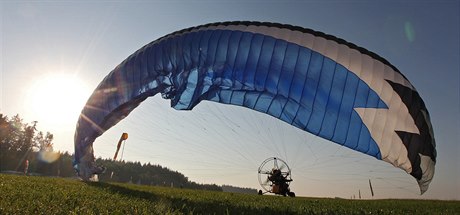 Paragliding - ilustrační foto