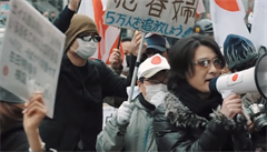 Japonci protestují proti komunit Chongryon.