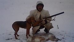 Pes v Rusku postřelil svého pána při cestě na lov. Muž na následky zranění zemřel