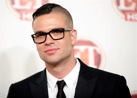 Zemel herec Mark Salling. Zejm lo o sebevradu.