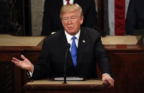 Donald Trump bhem projevu ke Kongresu.