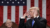 Donald Trump bhem projevu hodn gestikuloval.