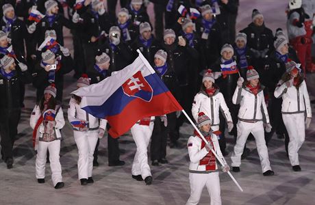 Slavnostn zahjen OH 2018: Veronika Velezov-Zuzulov v ele slovensk...