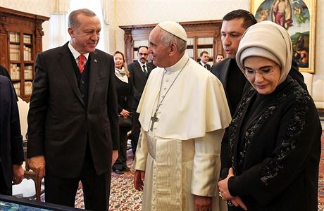 Pape Frantiek a tureck prezident Erdogan, jeho na cestu do Vatiknu...