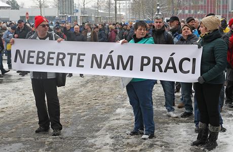 Z únorové demonstrace proti Janu Svtlíkovi, majiteli Vítkovických strojíren.