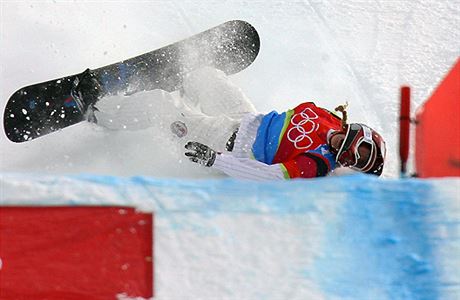 Snowboardistka Lindsey Jacobellisová a její pád ve finále olympijského závodu v...