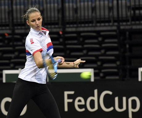 Karolína Plíšková na tréninku před duelem Fed Cupu se Švýcarskem.