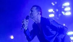 Depeche Mode rozezpívali a roztancovali své fanouky v O2 aren.