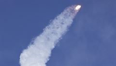 Tká raketa vznikla rozíením mení nosné rakety Falcon 9 o dva pomocné...