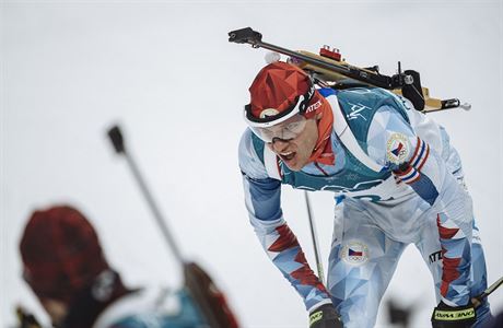 Michalu Krmáovi se olympijská stíhaka hlavn na stelnici vbec nepovedla.