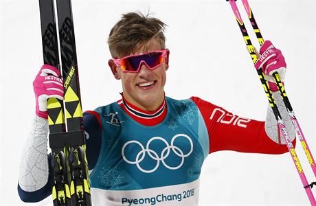 Johannes Hoesflot Klaebo, nejmladí olympijský vítz v beckém lyování.
