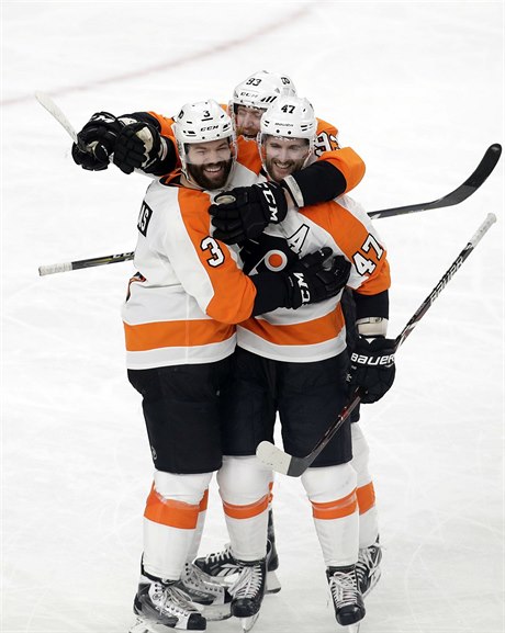 Obránce Radko Gudas z Philadelphie vstelil v NHL gól v druhém zápase za sebou.