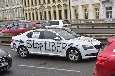 Taxikái za minulý msíc protestovali tyikrát.