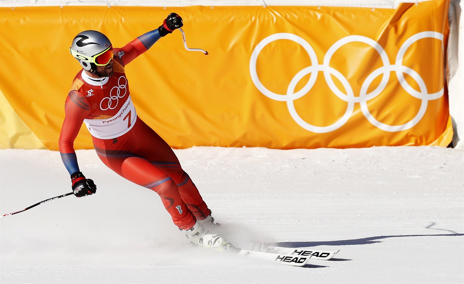Aksel Lund Svindal jako první norský ly�a� v historii ovládl olympijský sjezd.