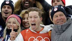 Americký hrdina U-rampy Shaun White slaví tetí olympijské zlato.