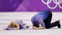 Krasobrula�ský pár Aljona Sav�enková a Bruno Massot slaví olympijské zlato v...