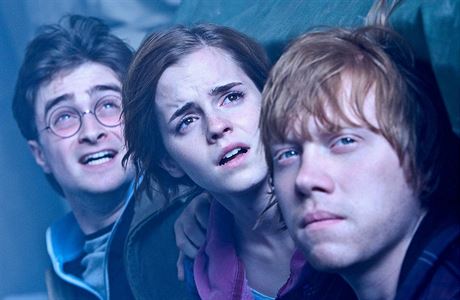 Harry Potter a Relikvie smrti - ást 2. Vyddnci Harry, Hermiona a Ron