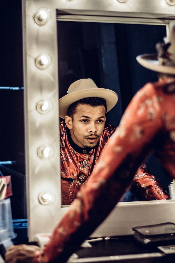 Ben Cristovao ve filmu Backstage (2018).