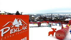 �koli�ka je rozd�lena do dvou �ástí, kde jedna z �ástí nabízí pojízdný pás a...