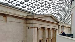 Britské muzeum ítá tisíce artefakt.