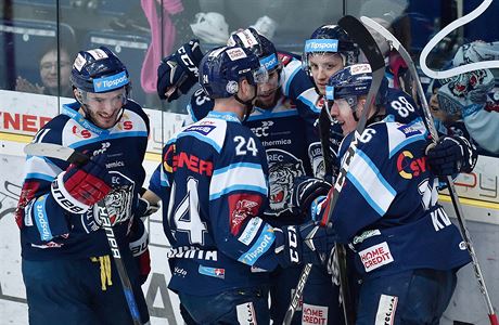 Druh zpas pedkola play off hokejov extraligy: Bl Tygi Liberec - HC...