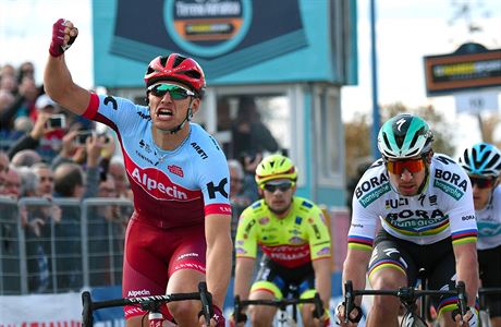 Nmecký cyklista Marcel Kittel slaví etapové vítzství na Tirreno-Adriatico....