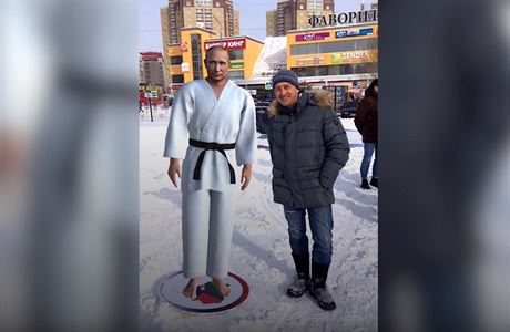 Putinv hologram se stal oblbenou turistickou atrakc.