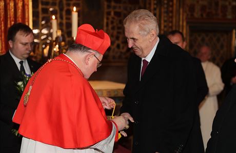 Kardinál Duka a prezident Milo Zeman.