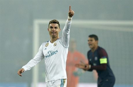 Cristiano Ronaldo oslavuje branku