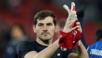 Glman FC Porto Iker Casillas se lou po vyazen od Liverpoolu s Ligou mistr.