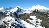 Vysok Tatry zahrnuj znm resorty Tatranskou Lomnici a trbsk pleso, kter...