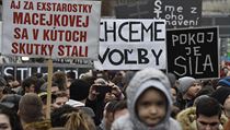 Demonstrace proti vld a za nezvisl vyeten vrady slovenskho novine...