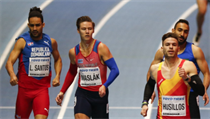 Pavel Maslák na trati 400 metrů při halovém mistrovství světa v Birminghamu
