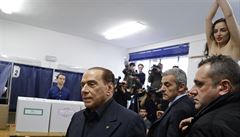 Aktivistka na Berlusconiho kiela, e on i jeho doba u minula.