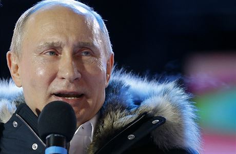 Putinova popularita se udrovala na stabiln vysok rovni, Rusov oceovali...