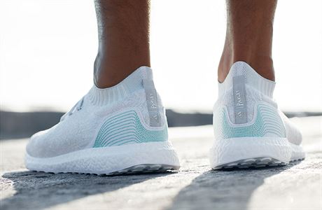 Nápad se chytil. Adidas prodal už milion bot vyrobených z odpadků v moři |  Byznys | Lidovky.cz