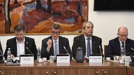 Schůze sněmovního bezpečnostního výboru 15. března 2018 v Praze, na které...