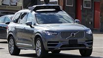 Samořiditelné SUV Volvo při březnovém testování Uberu.