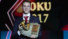 Překvapivý fotbalista roku: favorizovaného rekordmana Čecha sesadil záložník Darida