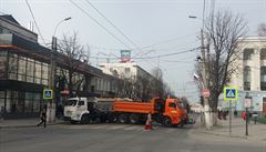 Zátarasy v centru Simferopolu.