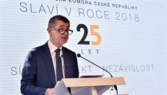 Premiér v demisi Andrej Babi vystoupil na oslavách 25 let Hospodáské komory...